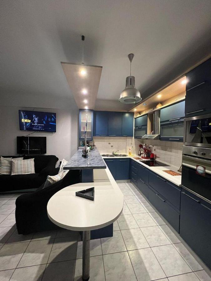 Apartament Ελένη Megalochori  Zewnętrze zdjęcie