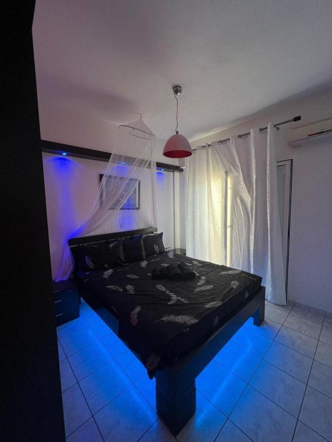 Apartament Ελένη Megalochori  Zewnętrze zdjęcie