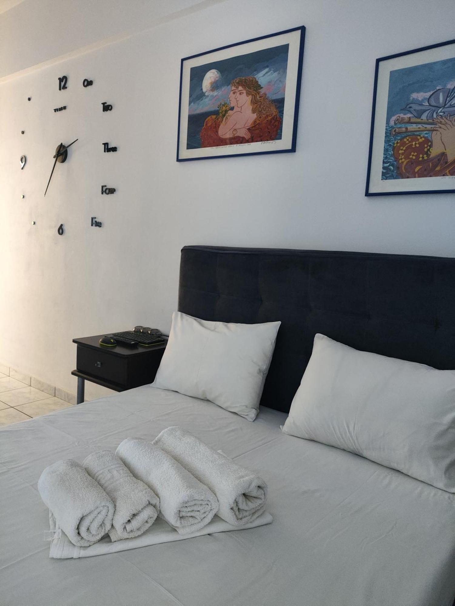 Apartament Ελένη Megalochori  Zewnętrze zdjęcie